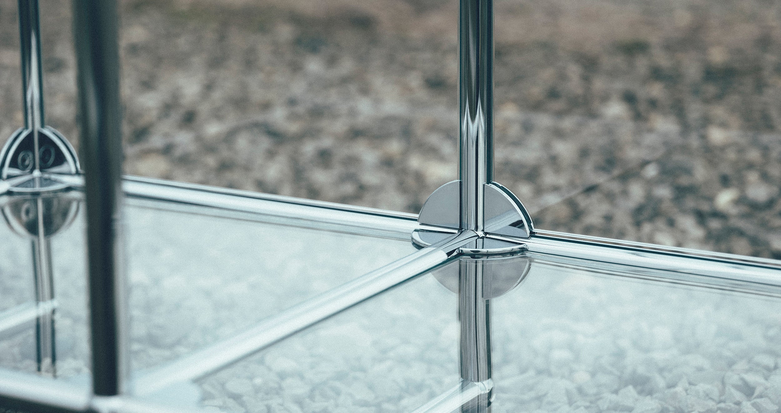 SYSTEM 01 Chromecke für Glastablar