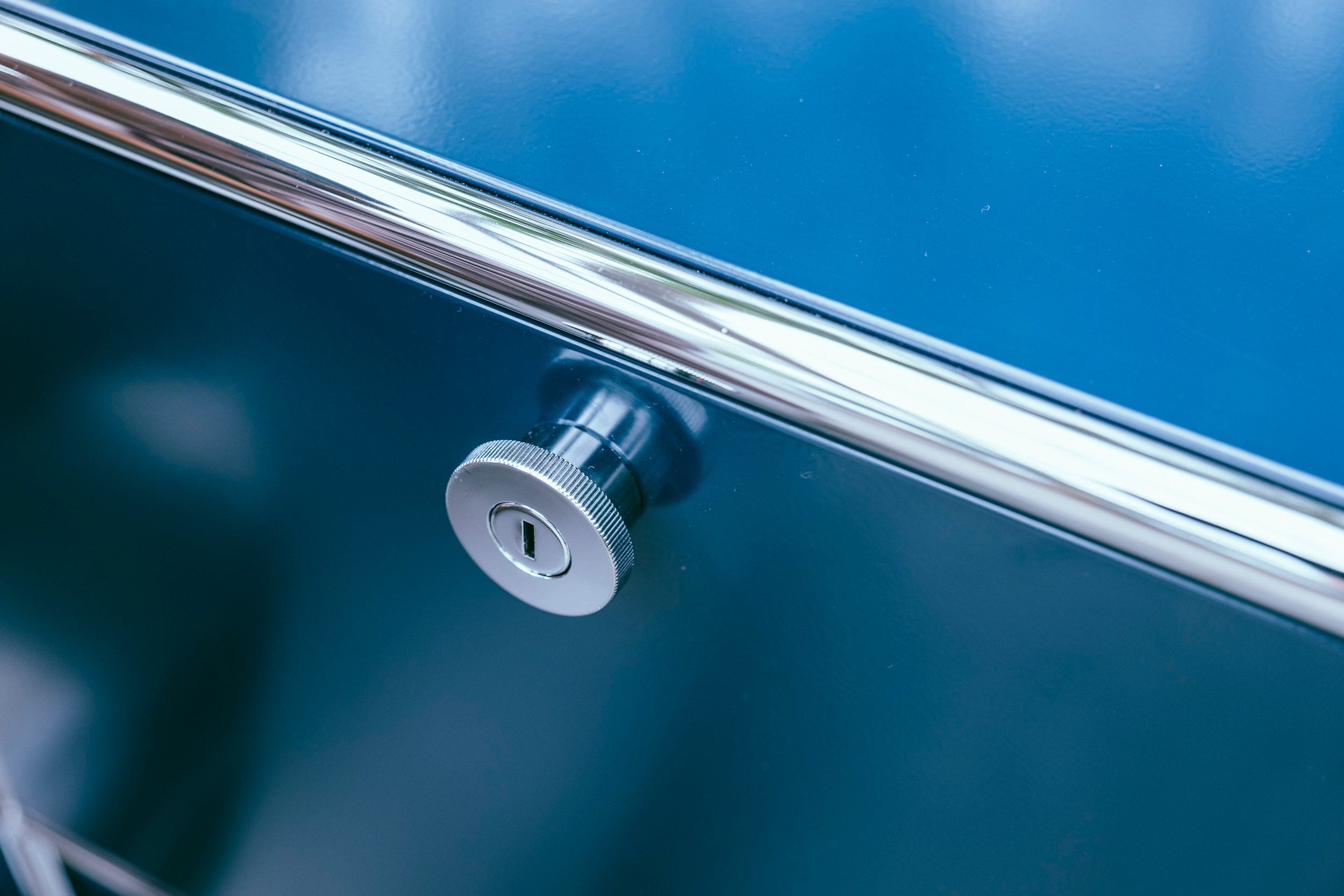 swissmobilia-ral-5011-stahlblau-blau-dunkelblau-tablar-elementen-fu-r-usm-haller