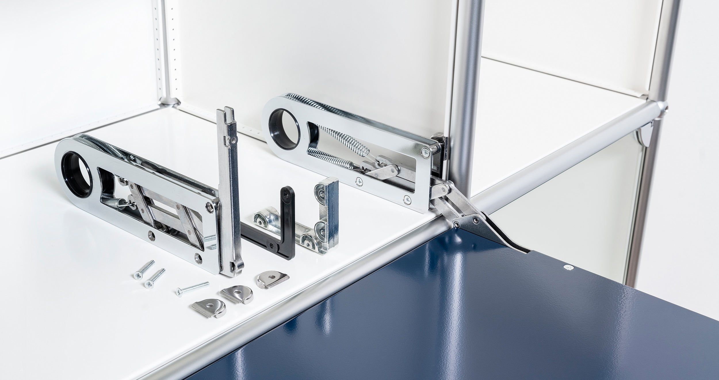 konektra Montageset Klapptür mit Soft-Close für USM Haller
