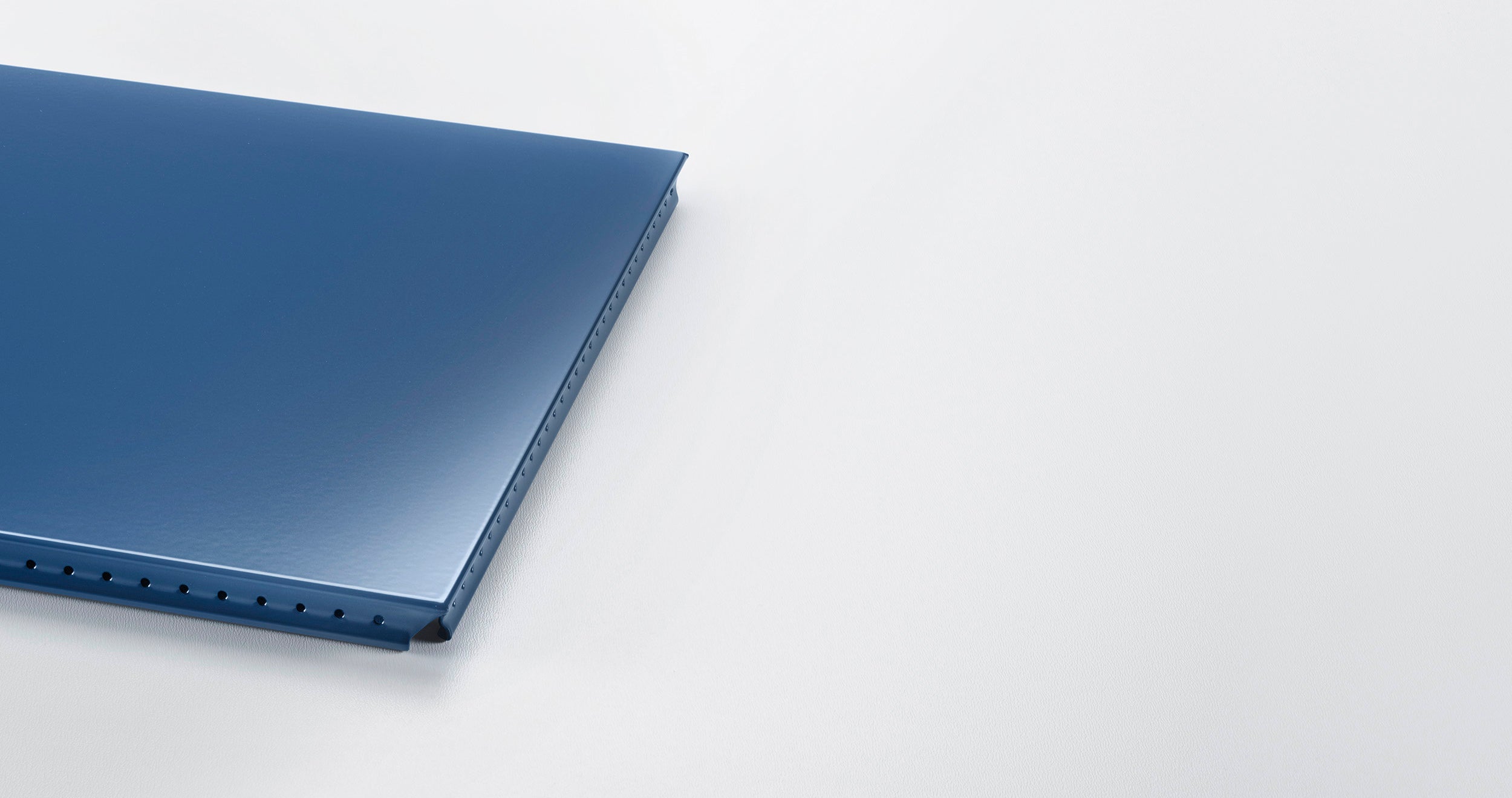 SYSTEM 01 Außentablar RAL 5011 Stahlblau