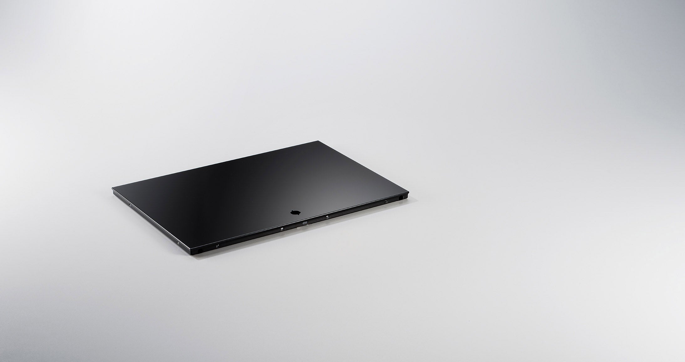 SYSTEM 01 Komplettset Klapptür Round shiny RAL 9011 Graphitschwarz mit Schloss