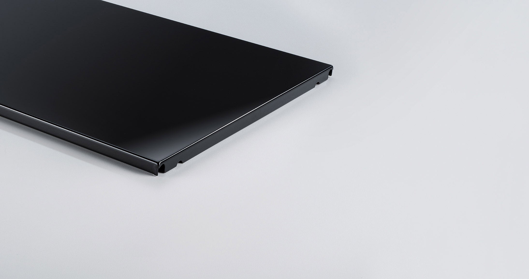 SYSTEM 01 Zwischentablar RAL 9011 Graphitschwarz