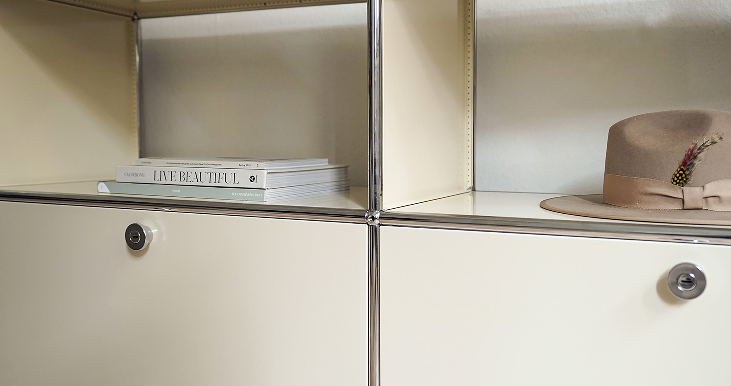 Metallelement Komplettset Klapptür für USM Haller Canvas